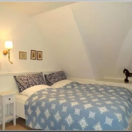 Feriehus In Foehr With 2 Bedrooms *